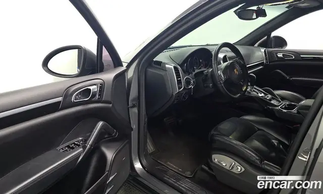 Porsche Cayenne 2012 3.0 автомат (гидро), миниатюра 10 Porsche Cayenne 2012 3.0 автомат (гидро), миниатюра 10