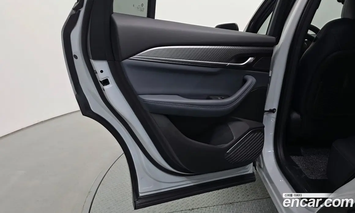 Renault (Samsung) Grand Koleos 2025 1.5 автомат (гидро), фото 15 Renault (Samsung) Grand Koleos 2025 1.5 автомат (гидро), фото 15