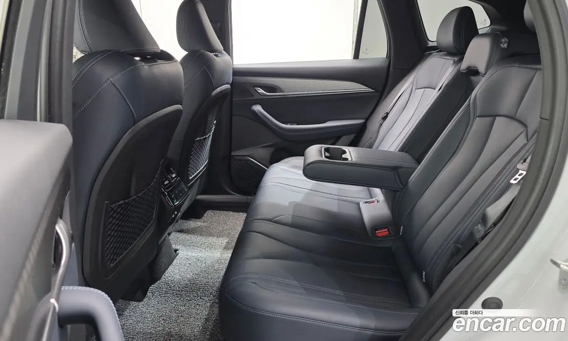 Renault (Samsung) Grand Koleos 2025 1.5 автомат (гидро), фото 18 Renault (Samsung) Grand Koleos 2025 1.5 автомат (гидро), фото 18