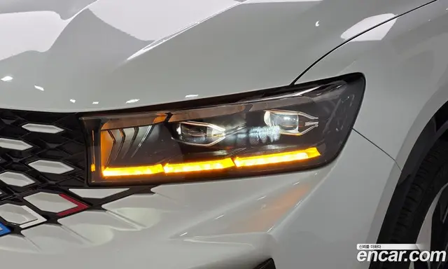 Renault (Samsung) Grand Koleos 2025 1.5 автомат (гидро), миниатюра 8 Renault (Samsung) Grand Koleos 2025 1.5 автомат (гидро), миниатюра 8