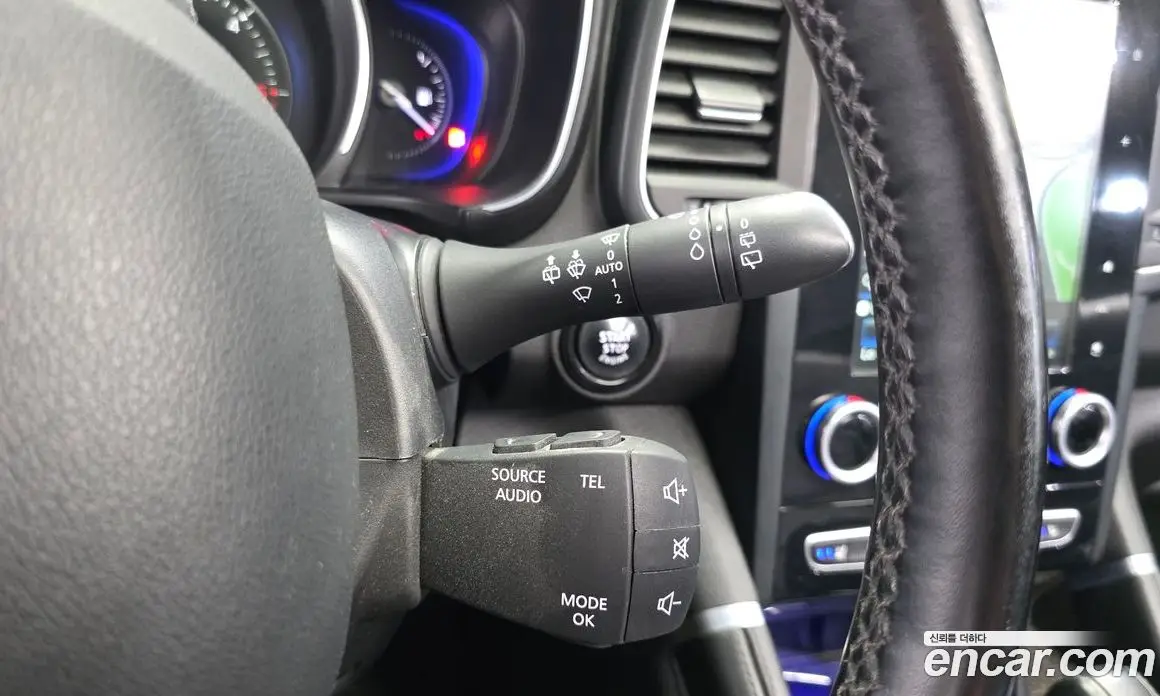 Renault (Samsung) QM6 2017 2.0 автомат (гидро), фото 18 Renault (Samsung) QM6 2017 2.0 автомат (гидро), фото 18
