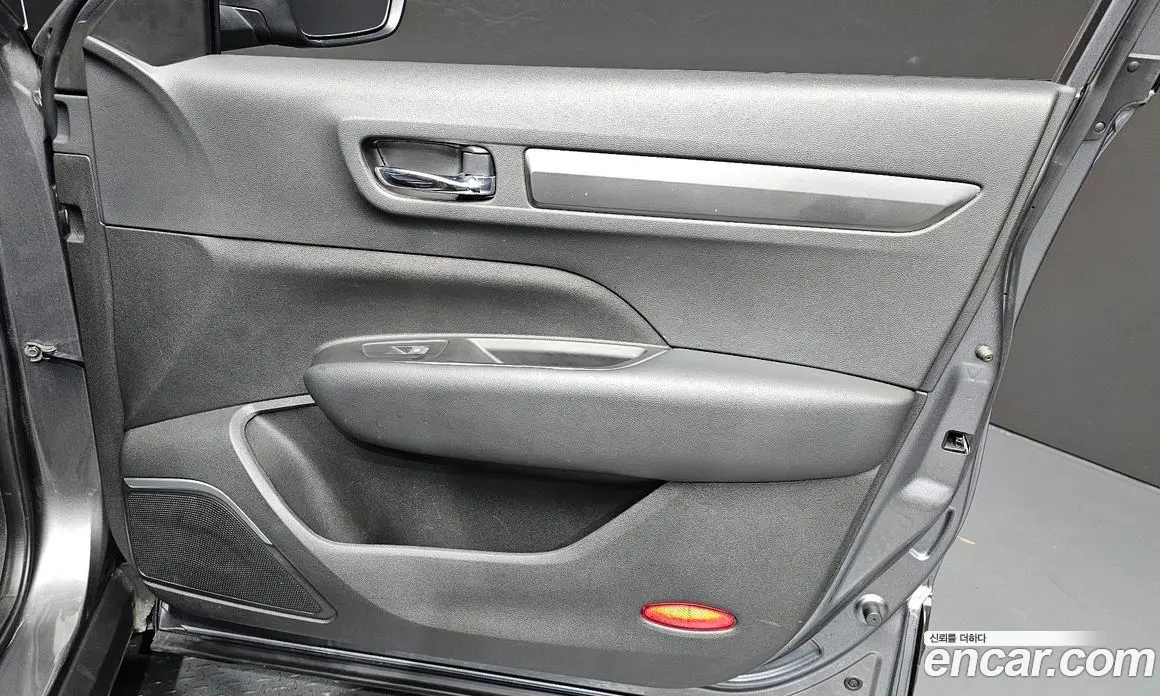 Renault (Samsung) QM6 2023 2.0 автомат (гидро), фото 13 Renault (Samsung) QM6 2023 2.0 автомат (гидро), фото 13