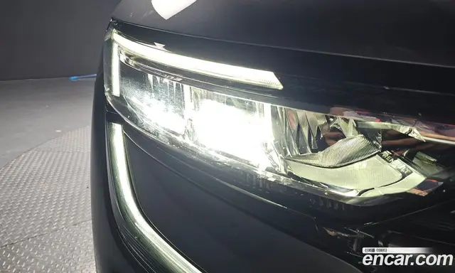 Renault (Samsung) QM6 2023 2.0 автомат (гидро), миниатюра 7 Renault (Samsung) QM6 2023 2.0 автомат (гидро), миниатюра 7