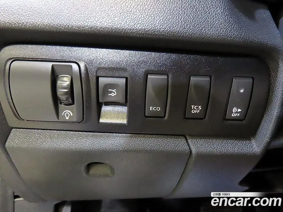 Renault (Samsung) SM3 2018 1.0 автомат (гидро), фото 17 Renault (Samsung) SM3 2018 1.0 автомат (гидро), фото 17