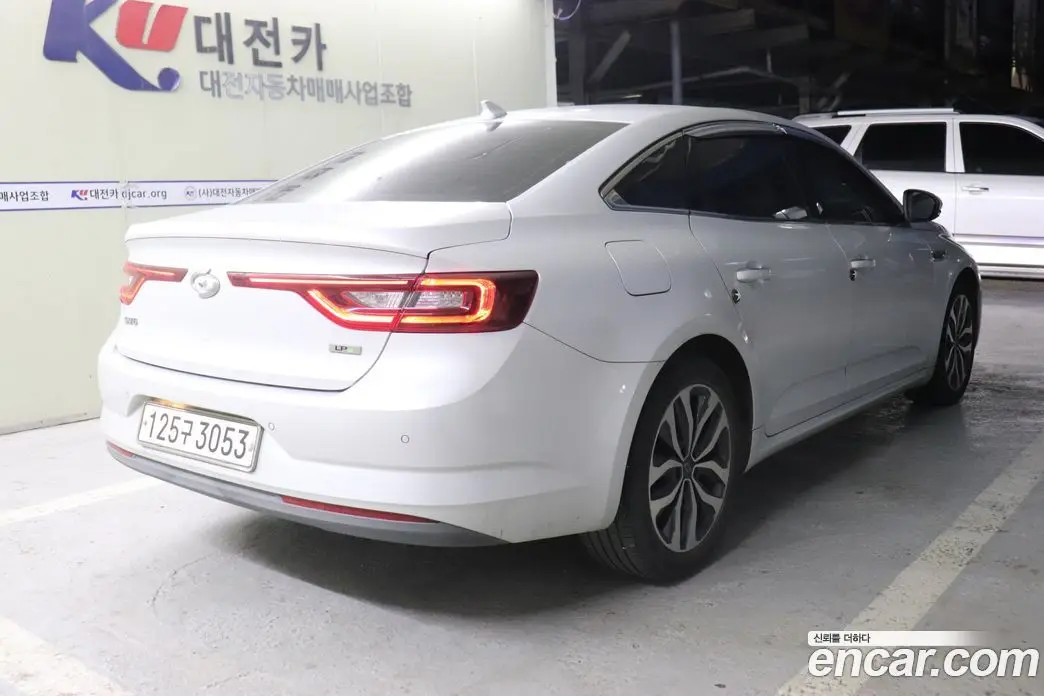 Renault (Samsung) SM6 2017 2.0 автомат (гидро), фото 2 Renault (Samsung) SM6 2017 2.0 автомат (гидро), фото 2
