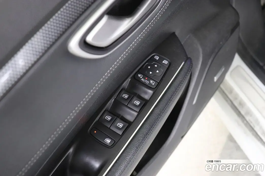 Renault (Samsung) SM6 2017 2.0 автомат (гидро), фото 14 Renault (Samsung) SM6 2017 2.0 автомат (гидро), фото 14