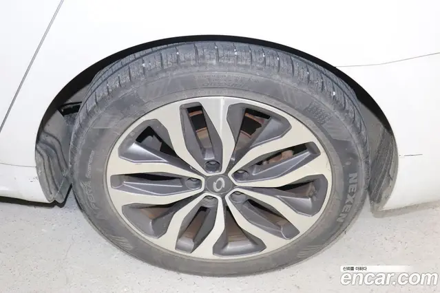 Renault (Samsung) SM6 2017 2.0 автомат (гидро), миниатюра 5 Renault (Samsung) SM6 2017 2.0 автомат (гидро), миниатюра 5