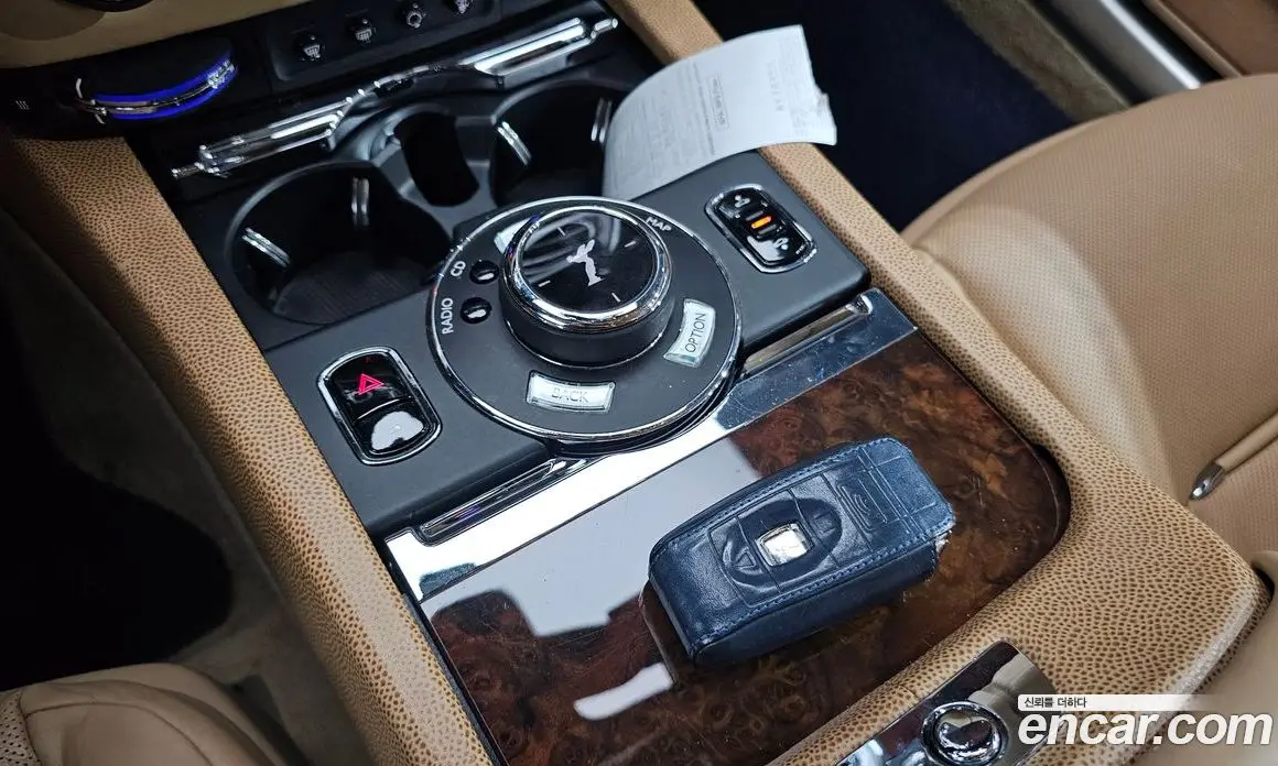 Rolls-Royce Wraith 2015 6.6 автомат (гидро), фото 17 Rolls-Royce Wraith 2015 6.6 автомат (гидро), фото 17