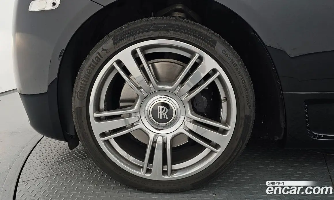 Rolls-Royce Wraith 2015 6.6 автомат (гидро), фото 5 Rolls-Royce Wraith 2015 6.6 автомат (гидро), фото 5