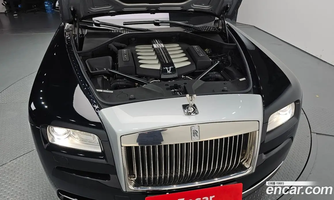 Rolls-Royce Wraith 2015 6.6 автомат (гидро), фото 6 Rolls-Royce Wraith 2015 6.6 автомат (гидро), фото 6