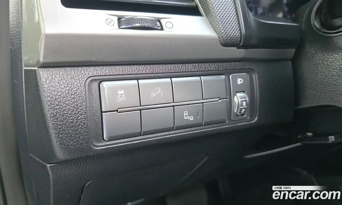 SsangYong Rexton 2018 2.2 автомат (гидро), фото 13 SsangYong Rexton 2018 2.2 автомат (гидро), фото 13