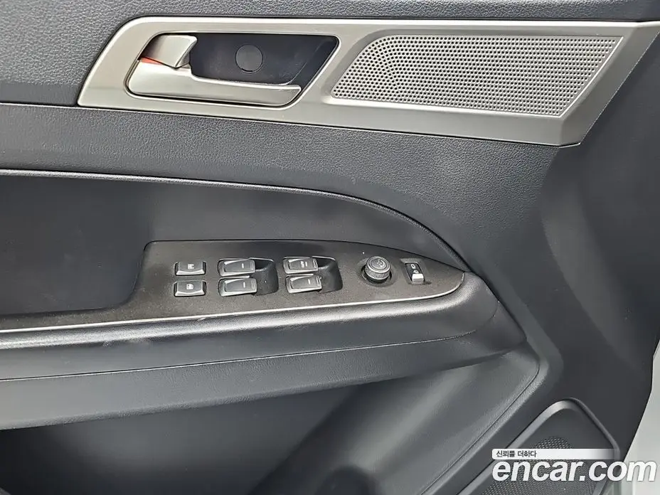 SsangYong Rexton 2019 2.2 автомат (гидро), фото 17