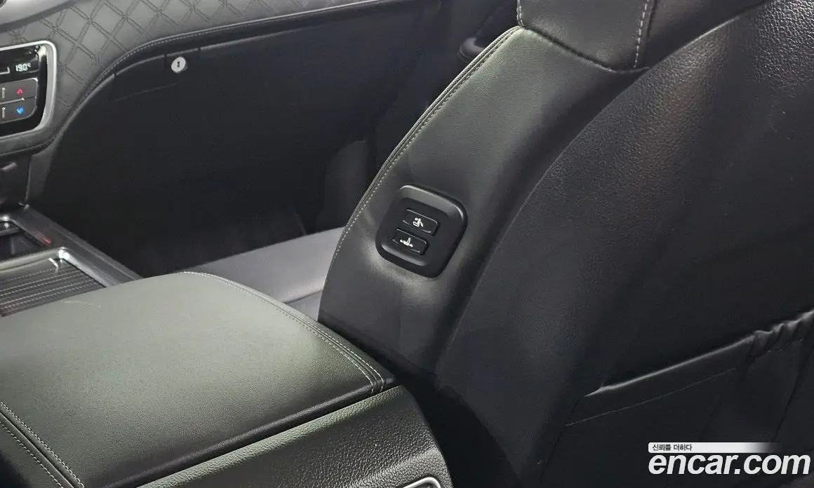 SsangYong Rexton 2022 2.2 автомат (гидро), фото 25 SsangYong Rexton 2022 2.2 автомат (гидро), фото 25