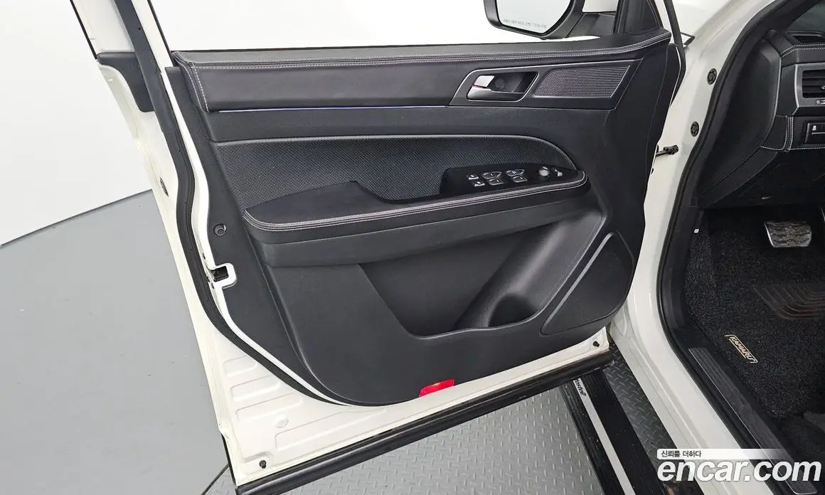 SsangYong Rexton 2022 2.2 автомат (гидро), фото 14 SsangYong Rexton 2022 2.2 автомат (гидро), фото 14