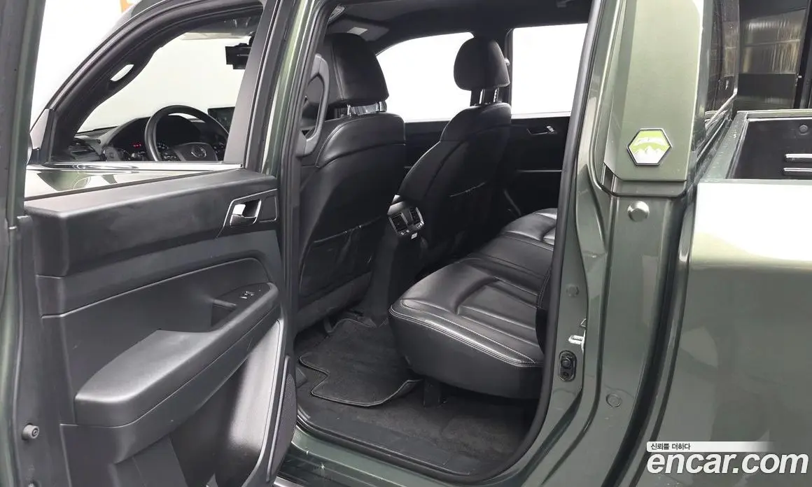 SsangYong Rexton 2024 2.2 автомат (гидро), фото 16