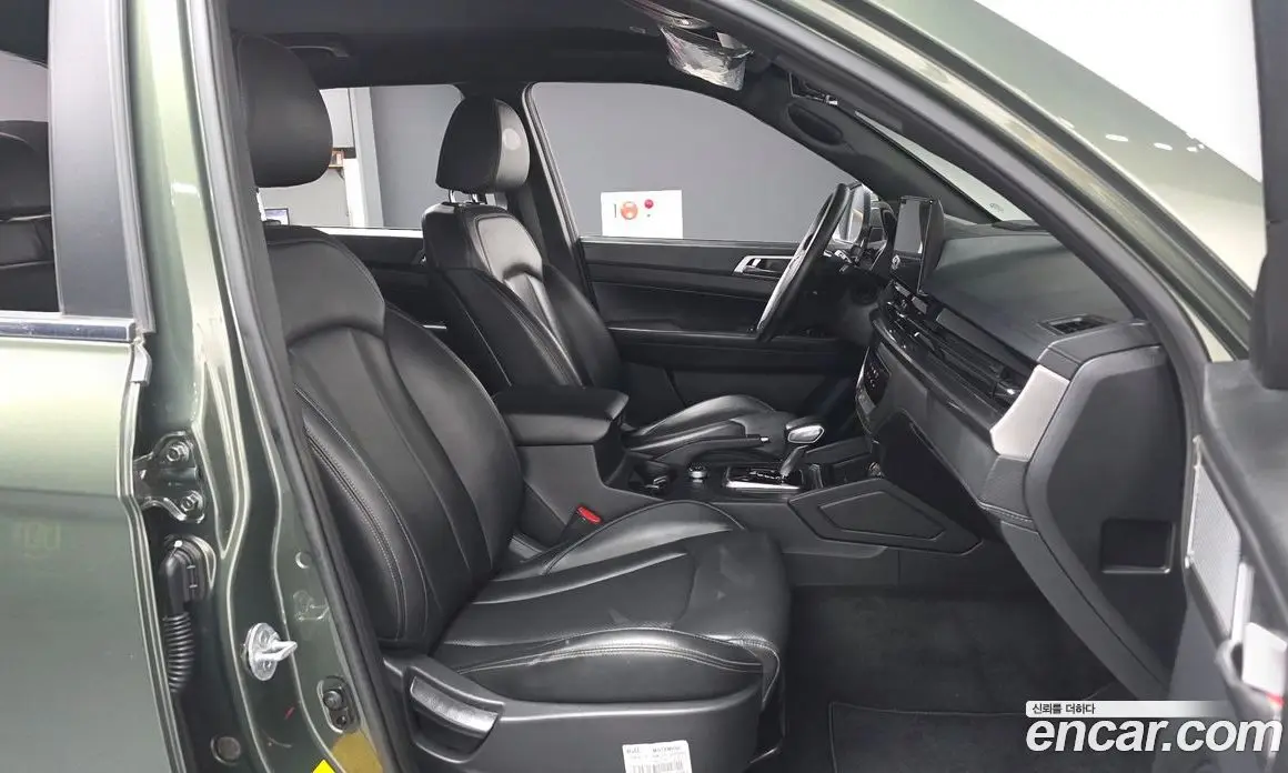 SsangYong Rexton 2024 2.2 автомат (гидро), фото 17