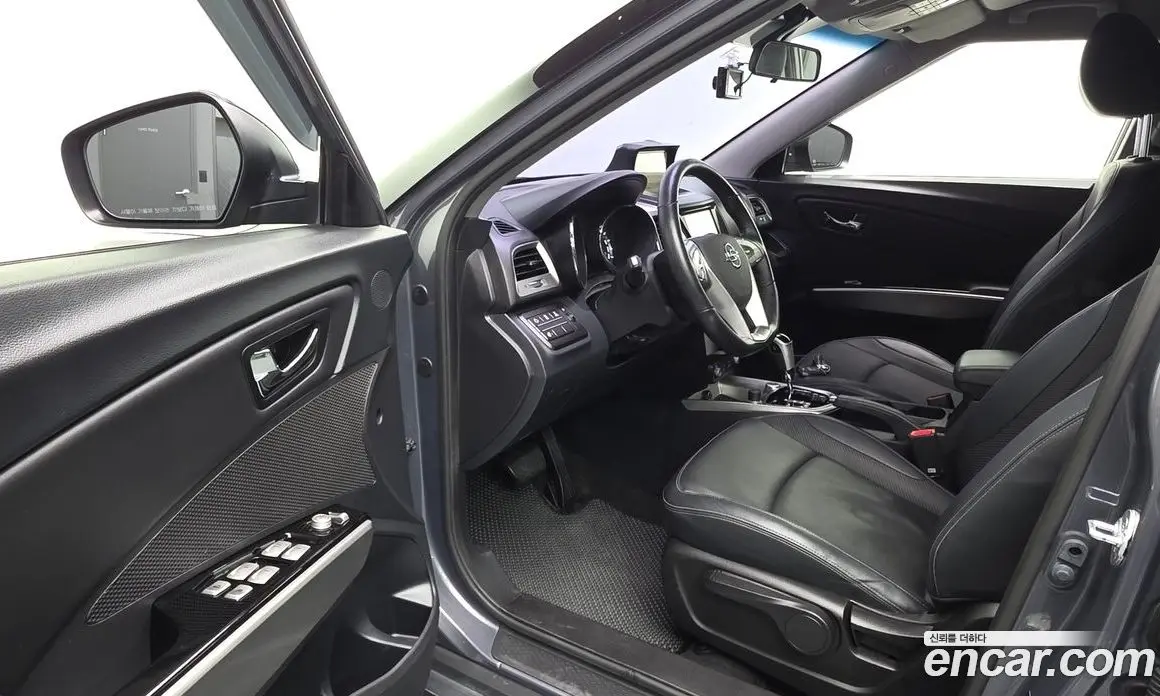 SsangYong TIBOLI 2015 1.6 автомат (гидро), фото 13 SsangYong TIBOLI 2015 1.6 автомат (гидро), фото 13