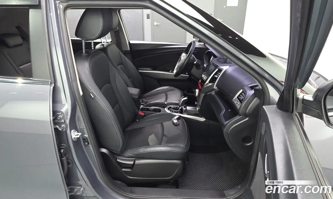 SsangYong TIBOLI 2015 1.6 автомат (гидро), фото 16 SsangYong TIBOLI 2015 1.6 автомат (гидро), фото 16