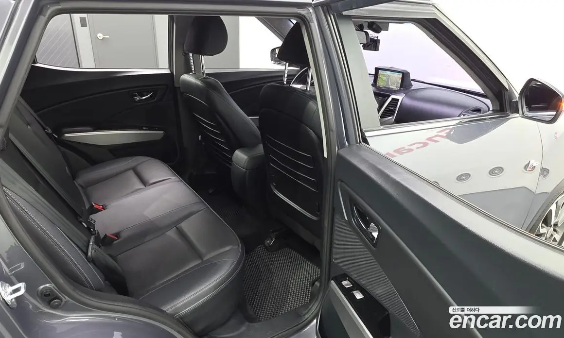 SsangYong TIBOLI 2015 1.6 автомат (гидро), фото 17 SsangYong TIBOLI 2015 1.6 автомат (гидро), фото 17