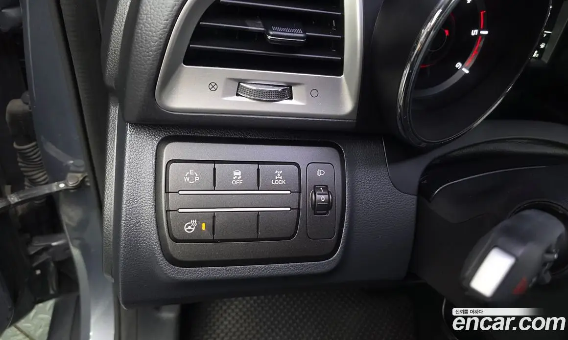 SsangYong TIBOLI 2015 1.6 автомат (гидро), фото 25 SsangYong TIBOLI 2015 1.6 автомат (гидро), фото 25