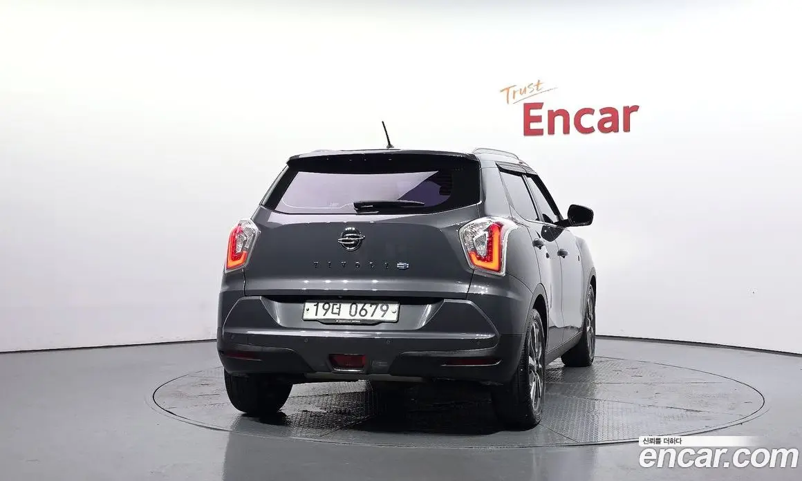 SsangYong TIBOLI 2015 1.6 автомат (гидро), фото 4 SsangYong TIBOLI 2015 1.6 автомат (гидро), фото 4