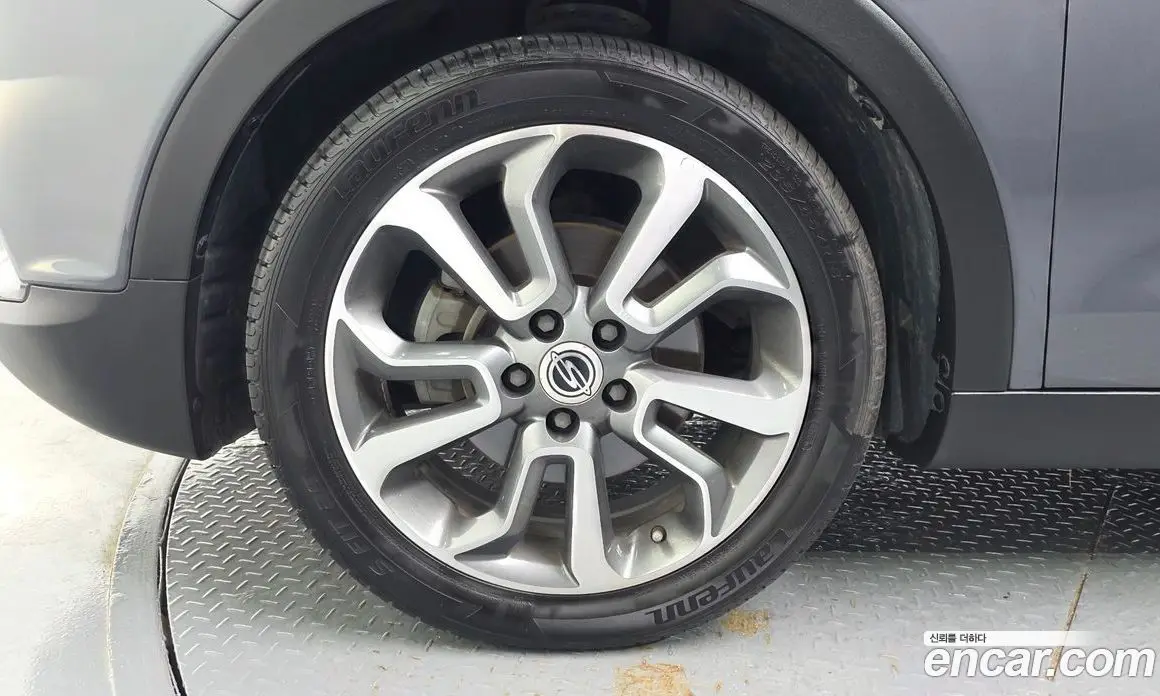 SsangYong TIBOLI 2015 1.6 автомат (гидро), фото 5 SsangYong TIBOLI 2015 1.6 автомат (гидро), фото 5