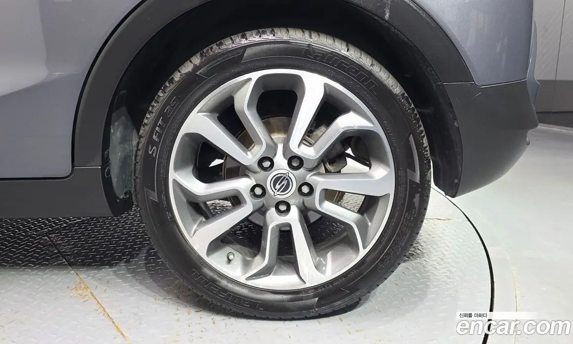 SsangYong TIBOLI 2015 1.6 автомат (гидро), фото 7 SsangYong TIBOLI 2015 1.6 автомат (гидро), фото 7