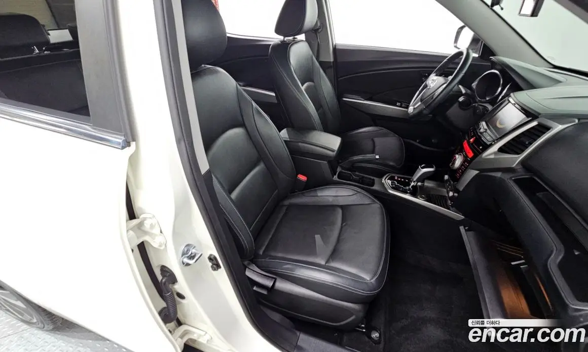 SsangYong TIBOLI 2016 1.6 автомат (гидро), фото 16