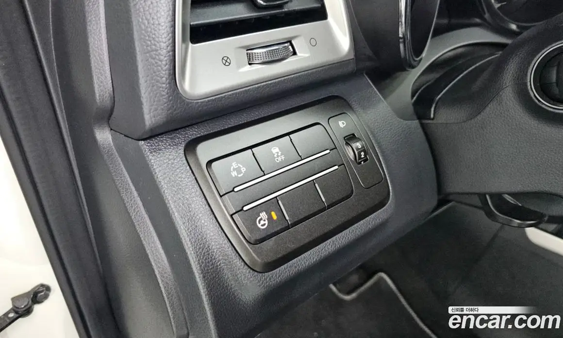 SsangYong TIBOLI 2016 1.6 автомат (гидро), фото 18