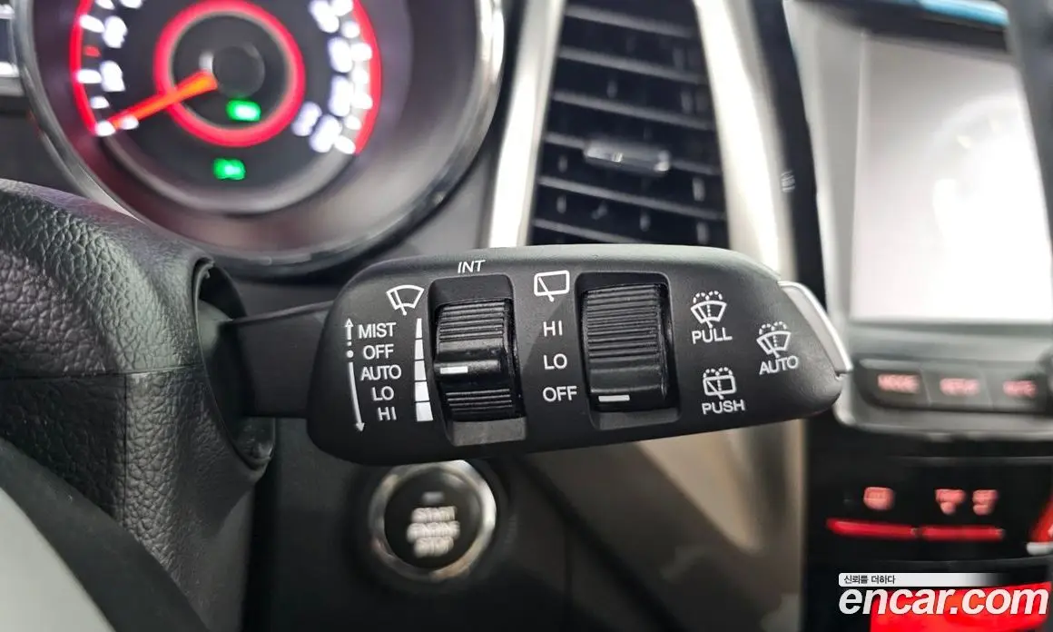 SsangYong TIBOLI 2016 1.6 автомат (гидро), фото 19