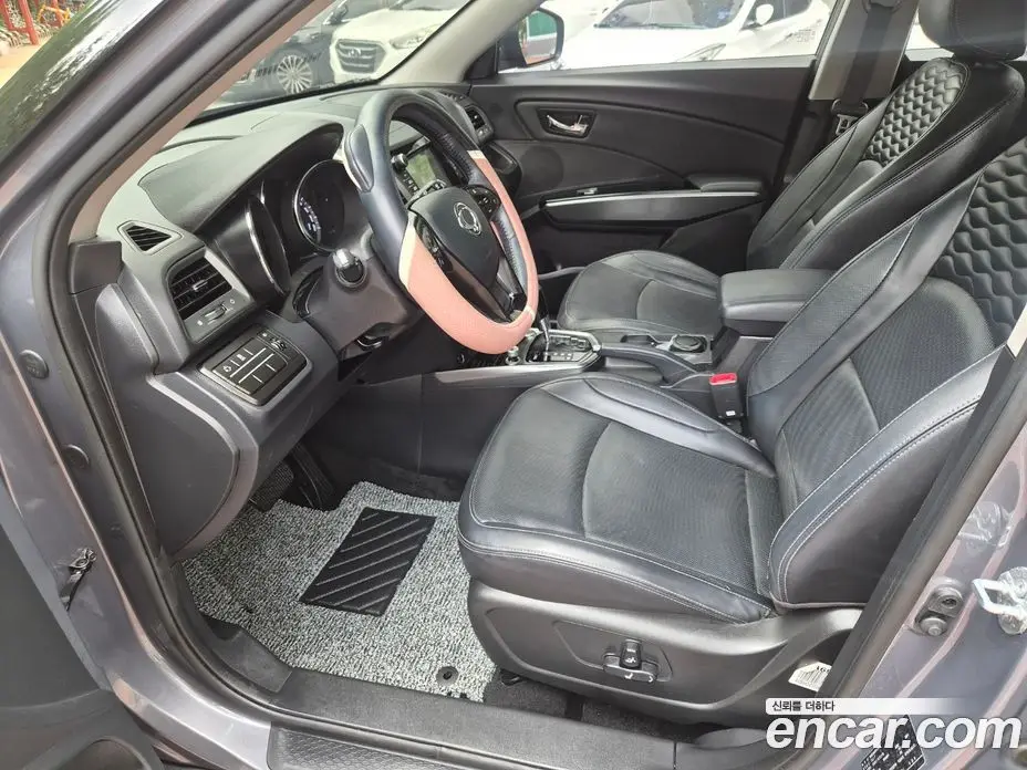 SsangYong TIBOLI 2017 1.6 автомат (гидро), фото 11 SsangYong TIBOLI 2017 1.6 автомат (гидро), фото 11