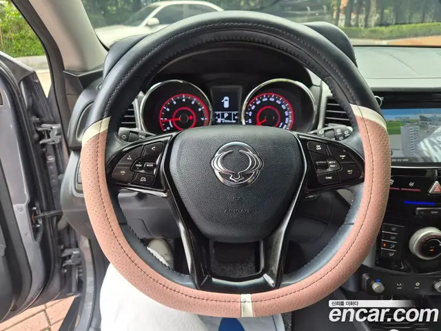SsangYong TIBOLI 2017 1.6 автомат (гидро), миниатюра 12