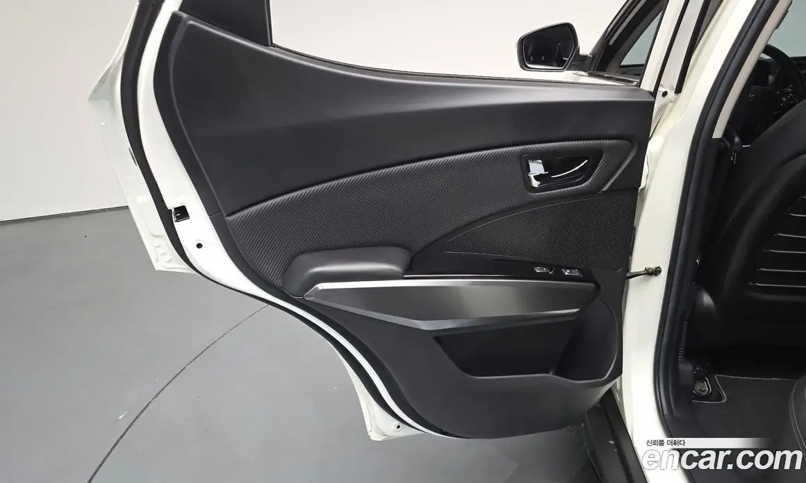 SsangYong TIBOLI 2022 1.5 автомат (гидро), фото 14 SsangYong TIBOLI 2022 1.5 автомат (гидро), фото 14