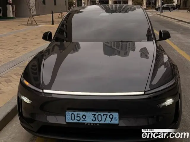 Tesla Model Y 2025 автомат (гидро), миниатюра 1 Tesla Model Y 2025 автомат (гидро), миниатюра 1