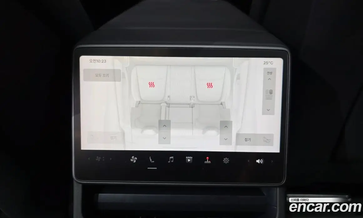 Tesla Model Y 2025 0.2 автомат (гидро), фото 25 Tesla Model Y 2025 0.2 автомат (гидро), фото 25