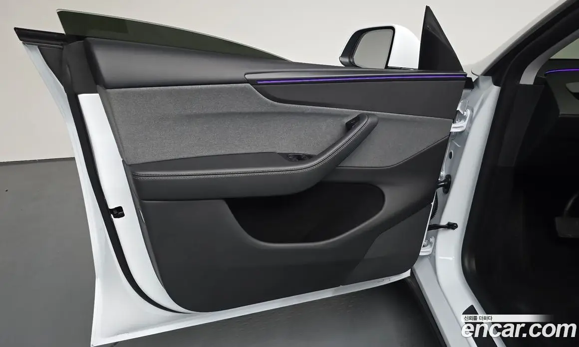 Tesla Model Y 2025 0.2 автомат (гидро), фото 13 Tesla Model Y 2025 0.2 автомат (гидро), фото 13