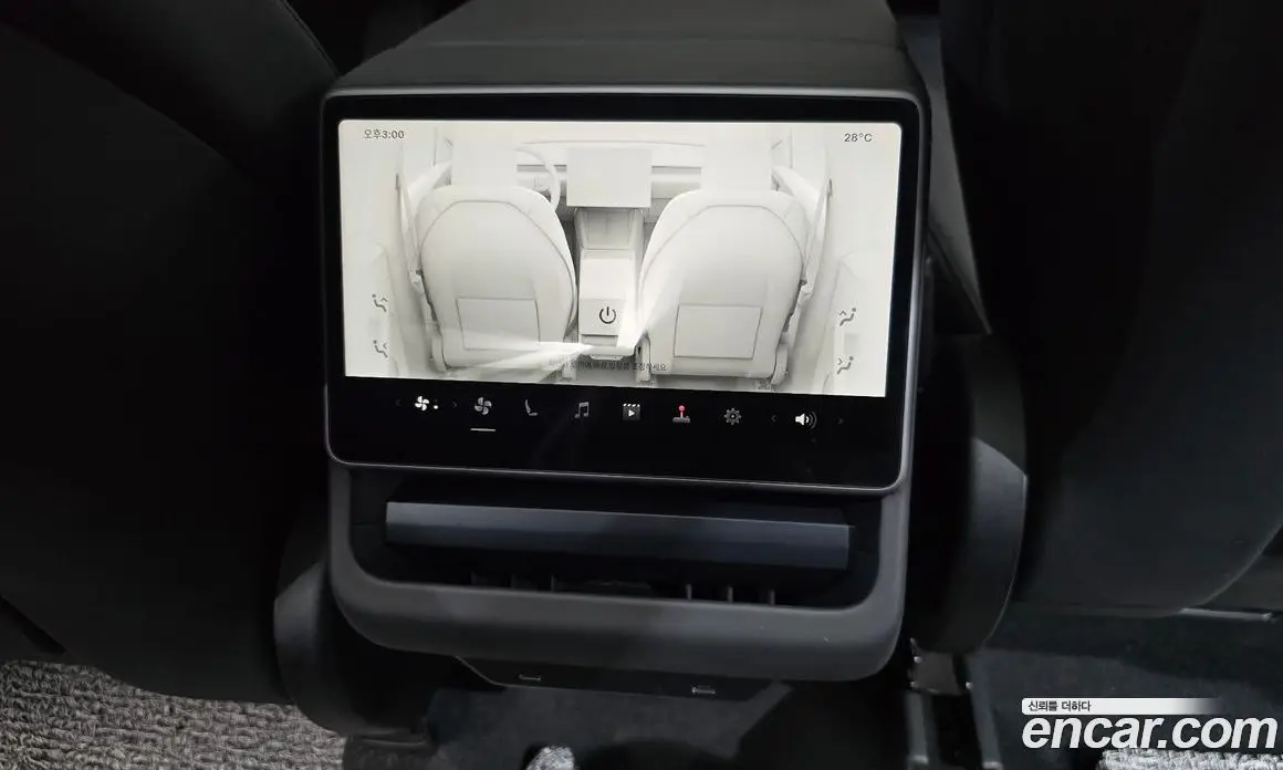 Tesla Model Y 2025 0.2 автомат (гидро), фото 33 Tesla Model Y 2025 0.2 автомат (гидро), фото 33