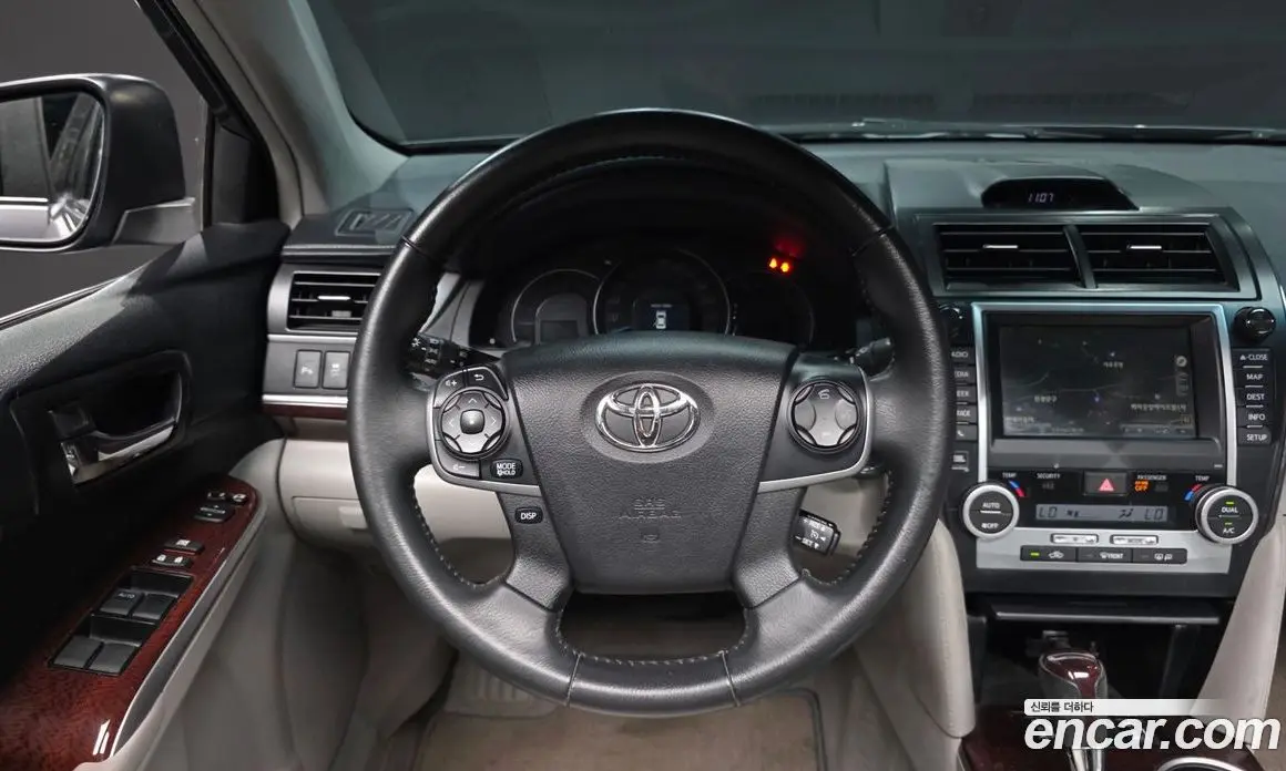 Toyota Camry 2014 2.5 автомат (гидро), фото 19 Toyota Camry 2014 2.5 автомат (гидро), фото 19
