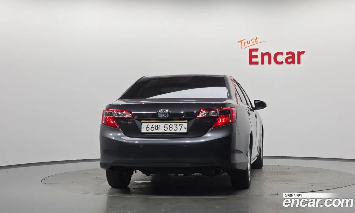 Toyota Camry 2014 2.5 автомат (гидро), фото 4 Toyota Camry 2014 2.5 автомат (гидро), фото 4