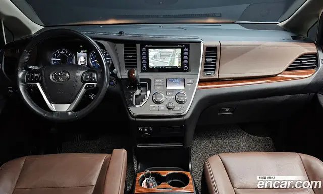 Toyota Sienna 2018 3.5 автомат (гидро), миниатюра 10 Toyota Sienna 2018 3.5 автомат (гидро), миниатюра 10
