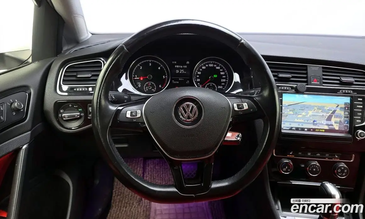 Volkswagen Golf 2015 1.6 автомат (гидро), фото 13 Volkswagen Golf 2015 1.6 автомат (гидро), фото 13