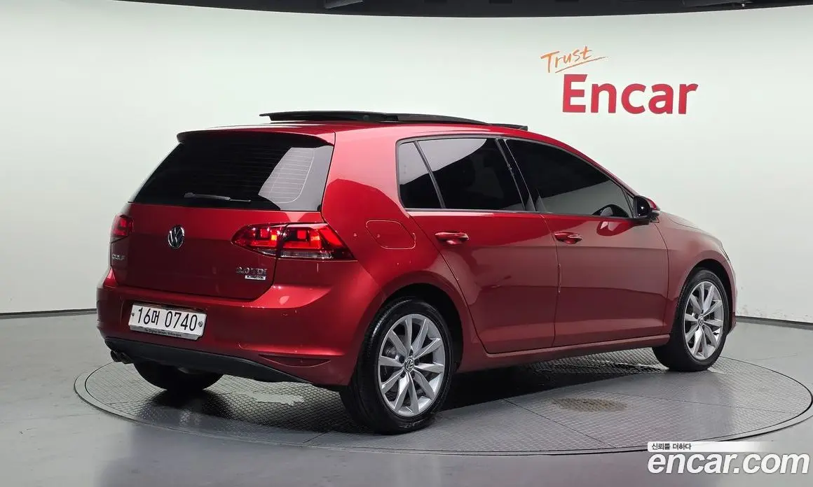Volkswagen Golf 2016 2.0 автомат (гидро), фото 2 Volkswagen Golf 2016 2.0 автомат (гидро), фото 2