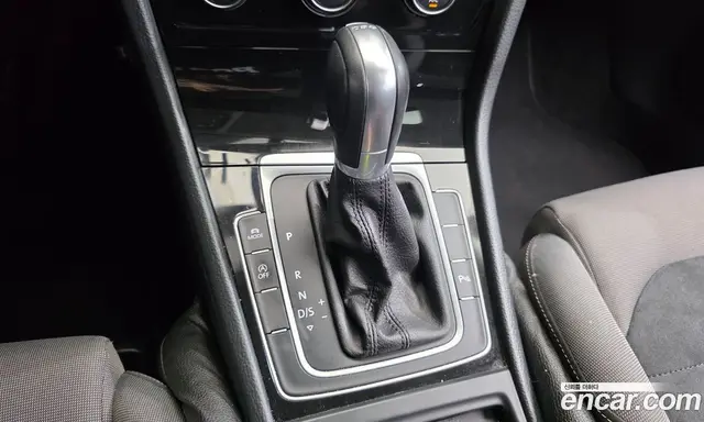 Volkswagen Golf 2016 2.0 автомат (гидро), миниатюра 9 Volkswagen Golf 2016 2.0 автомат (гидро), миниатюра 9