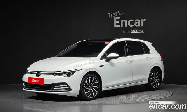 Volkswagen Golf 2022 2.0 автомат (гидро), миниатюра 1 Volkswagen Golf 2022 2.0 автомат (гидро), миниатюра 1