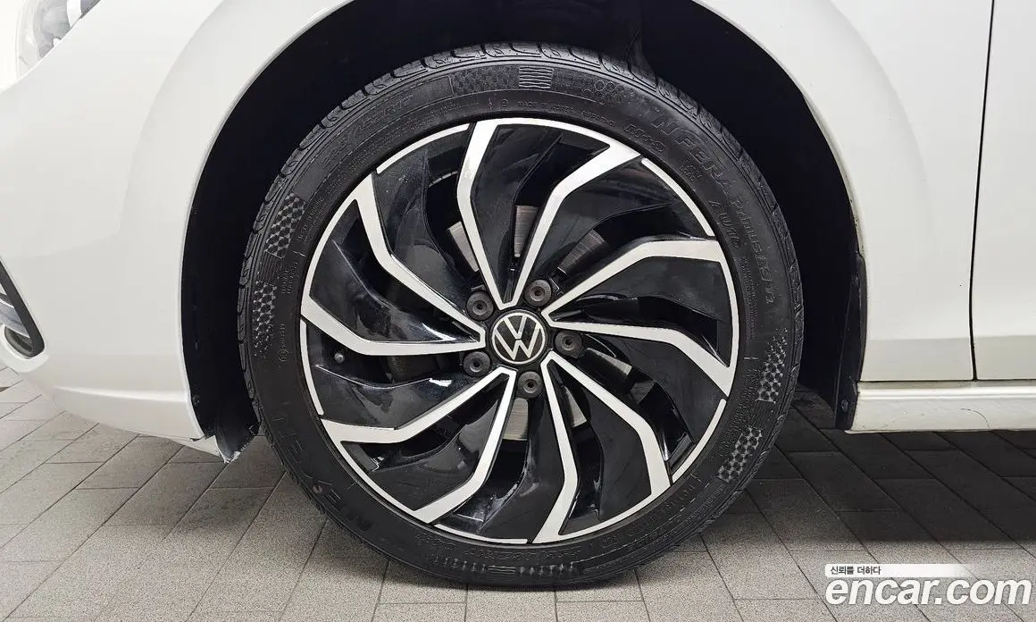 Volkswagen Golf 2022 2.0 автомат (гидро), фото 5 Volkswagen Golf 2022 2.0 автомат (гидро), фото 5