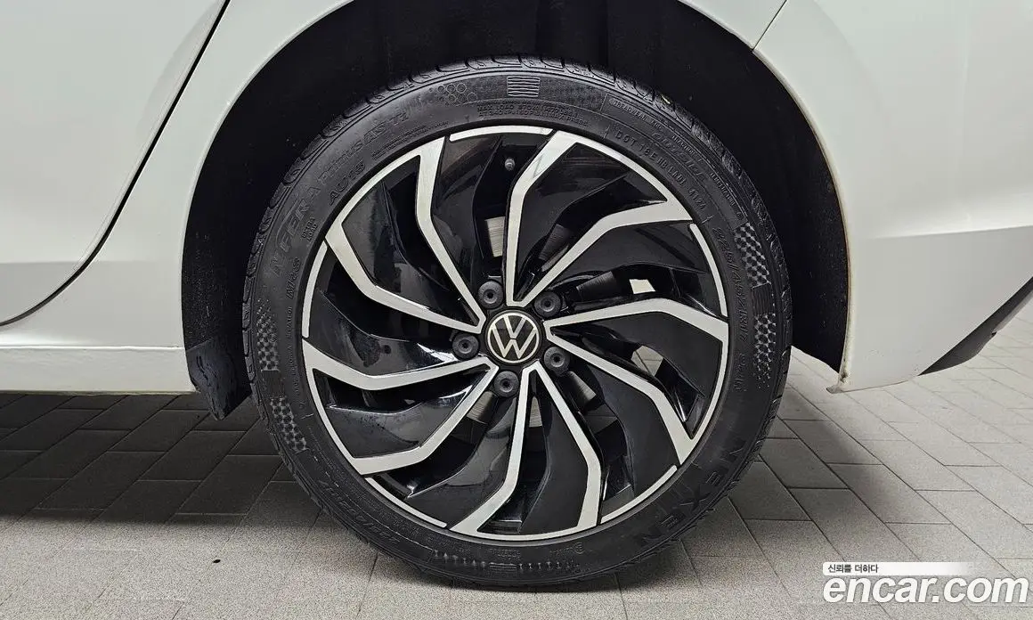 Volkswagen Golf 2022 2.0 автомат (гидро), фото 7 Volkswagen Golf 2022 2.0 автомат (гидро), фото 7