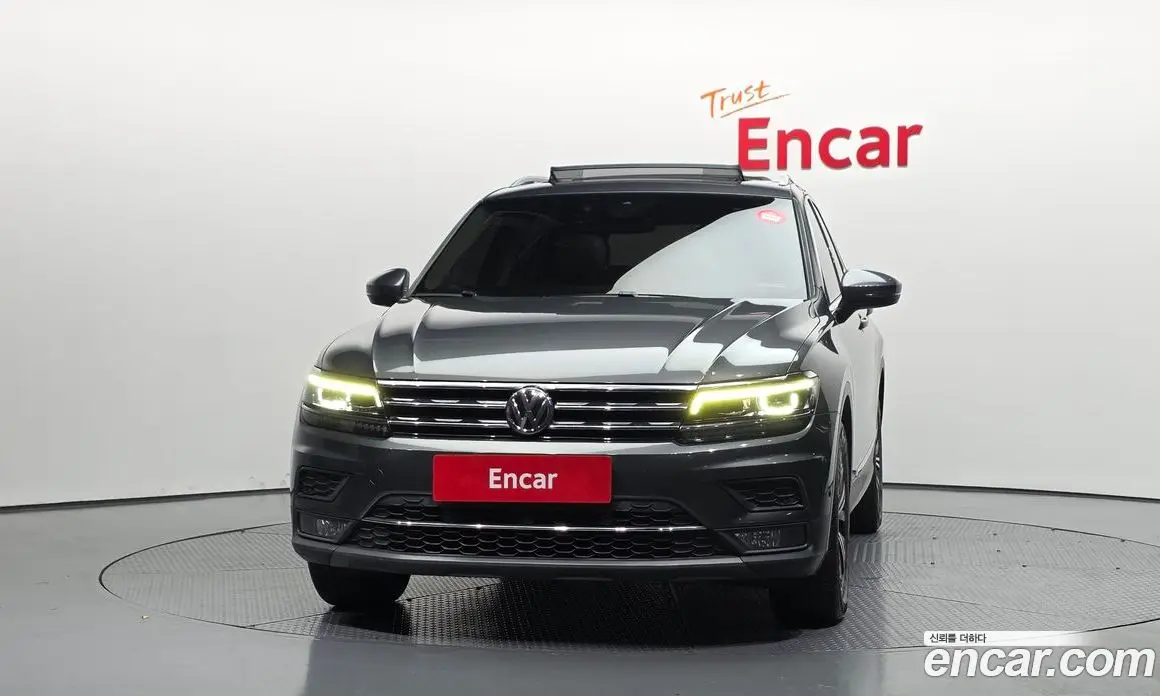 Volkswagen Tiguan 2020 2.0 автомат (гидро), фото 3 Volkswagen Tiguan 2020 2.0 автомат (гидро), фото 3
