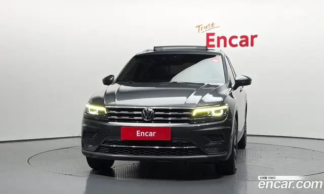 Volkswagen Tiguan 2020 2.0 автомат (гидро), миниатюра 3 Volkswagen Tiguan 2020 2.0 автомат (гидро), миниатюра 3