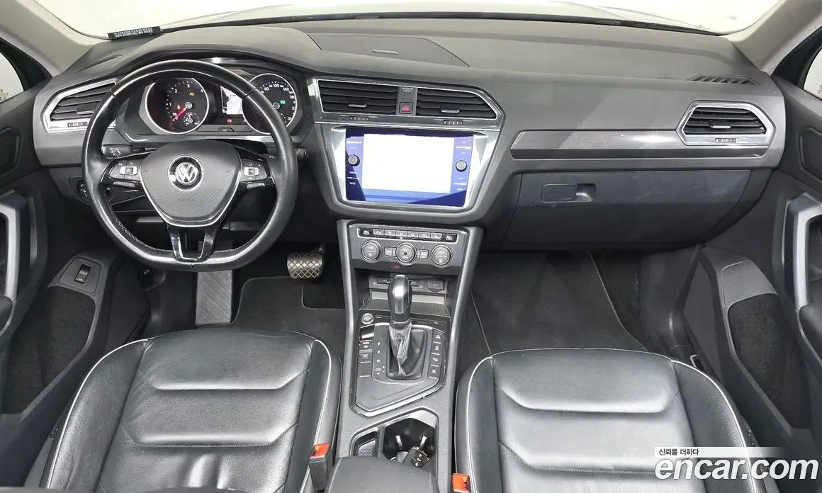 Volkswagen Tiguan 2020 2.0 автомат (гидро), фото 7 Volkswagen Tiguan 2020 2.0 автомат (гидро), фото 7