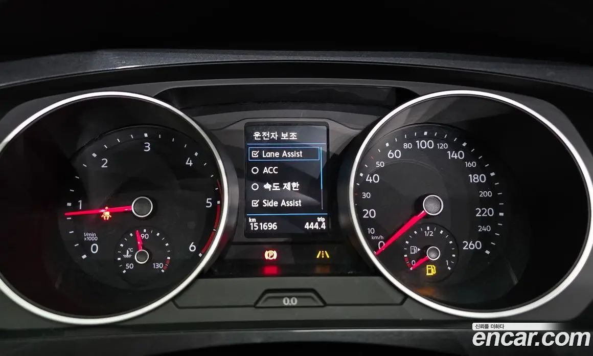 Volkswagen Tiguan 2020 2.0 автомат (гидро), фото 8 Volkswagen Tiguan 2020 2.0 автомат (гидро), фото 8